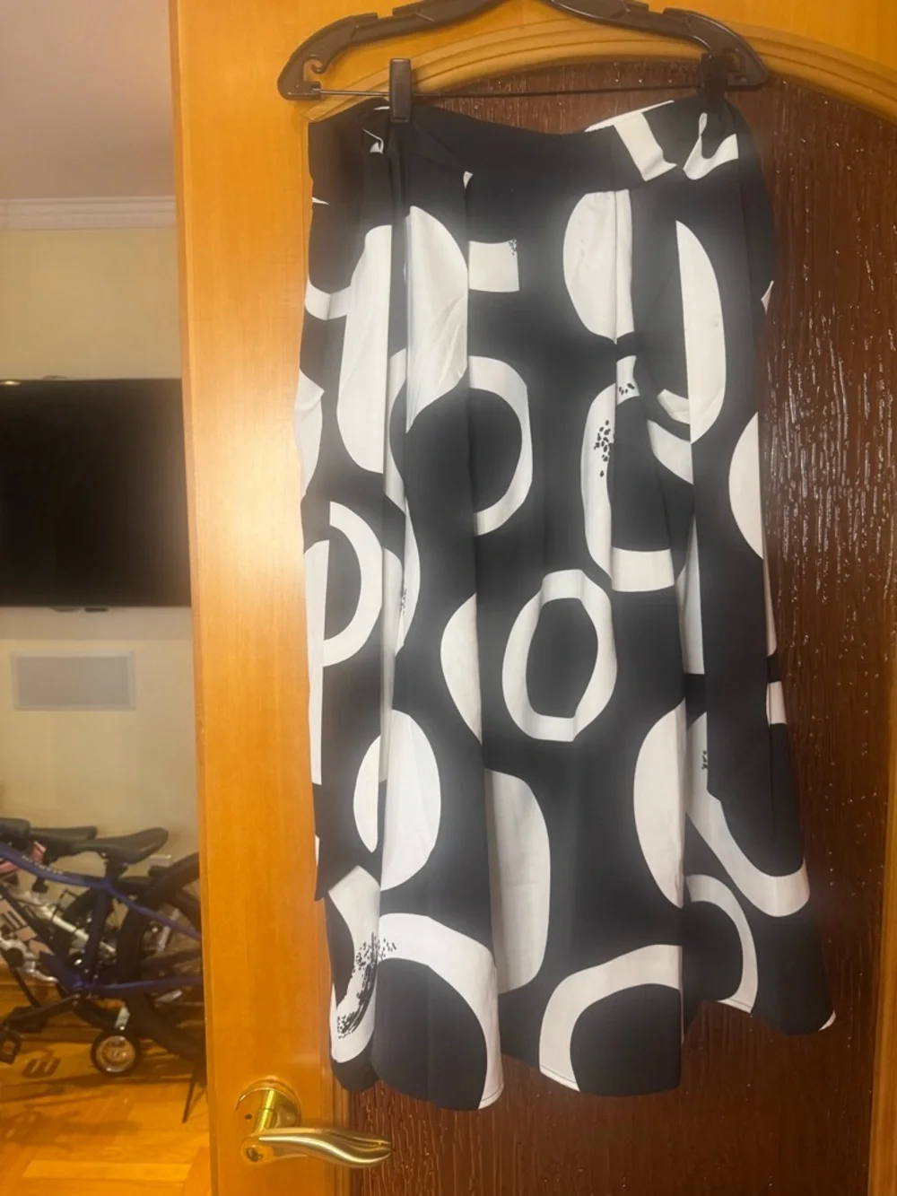 Garcia Monochrome Abstract Wrap Skirt with Tie Waist Sz L - Picture 11 of 13